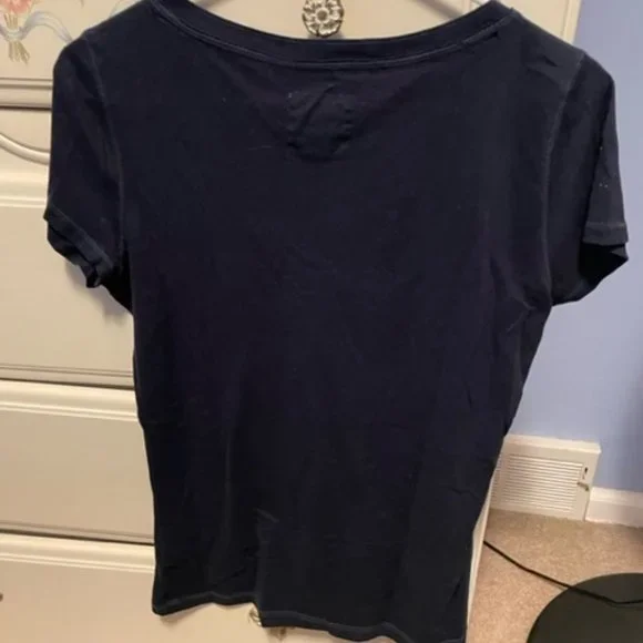 Hollister Top - Picture 2 of 3